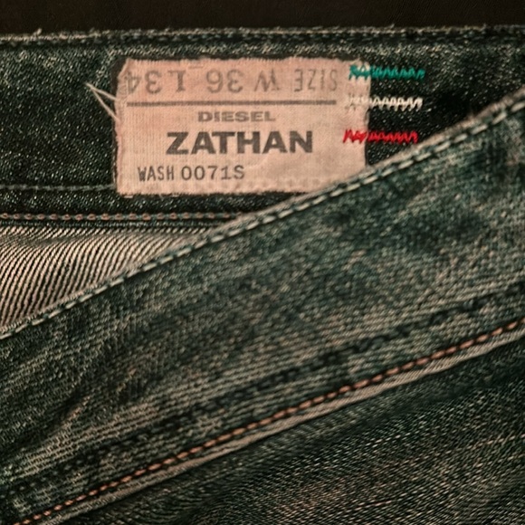 Y2K, Flared Diesel Jeans model Zathan, Made in Italy, Distressing, faded color - Picture 2 of 7